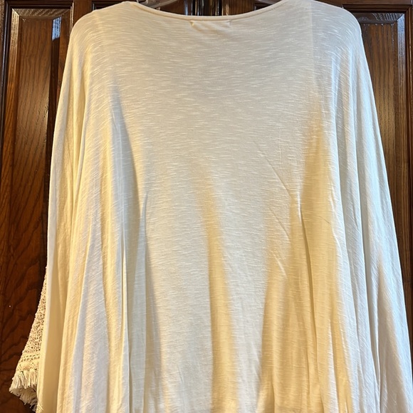 Gibson Latimer poncho beige with fringed sleeves small - Picture 4 of 15